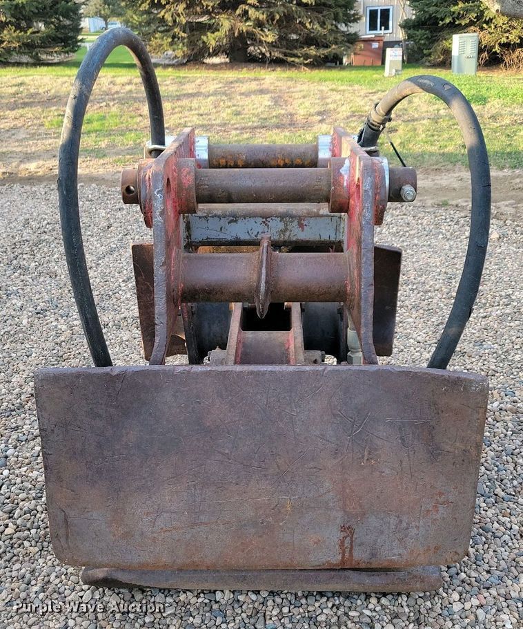 image for item DN3739 Allied 2300 plate compactor