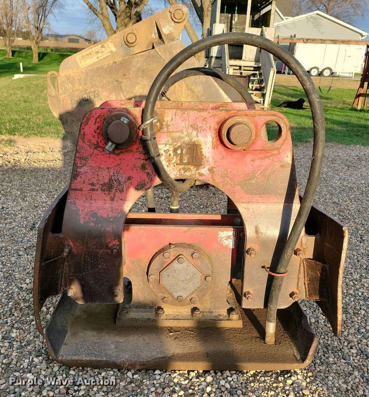 image for item DN3739 Allied 2300 plate compactor