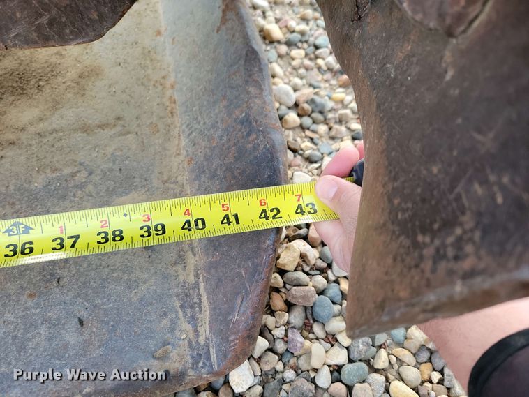 image for item DN3739 Allied 2300 plate compactor