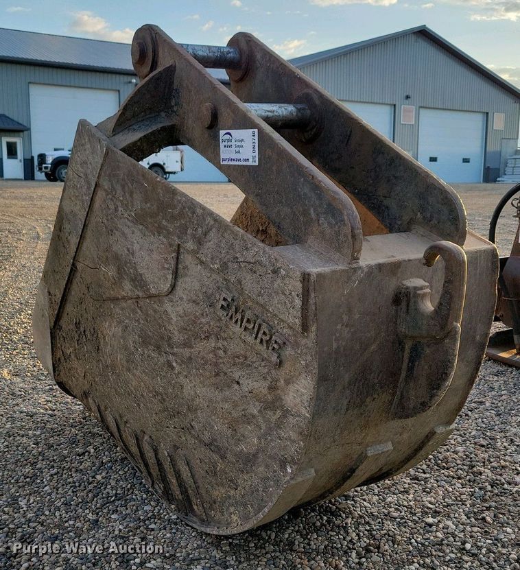 image for item DN3740 Empire excavator sand bucket
