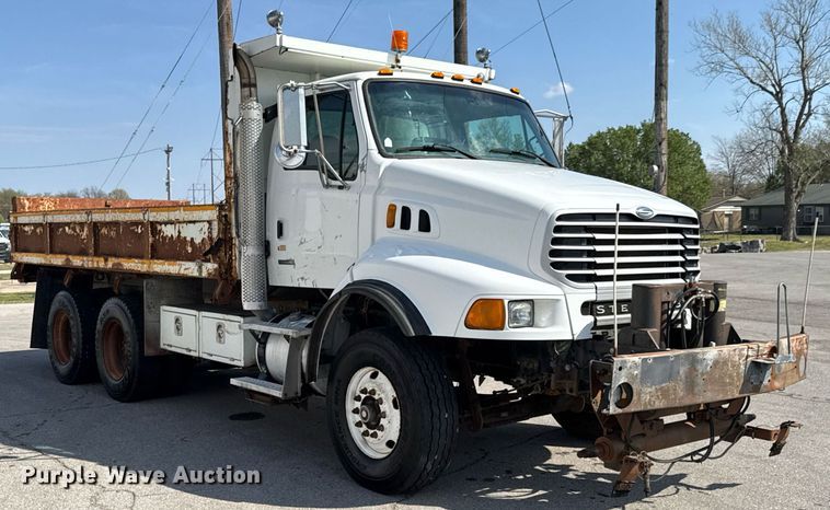 image for item DO0732 2006 Sterling L-Line dump truck