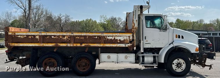 image for item DO0732 2006 Sterling L-Line dump truck