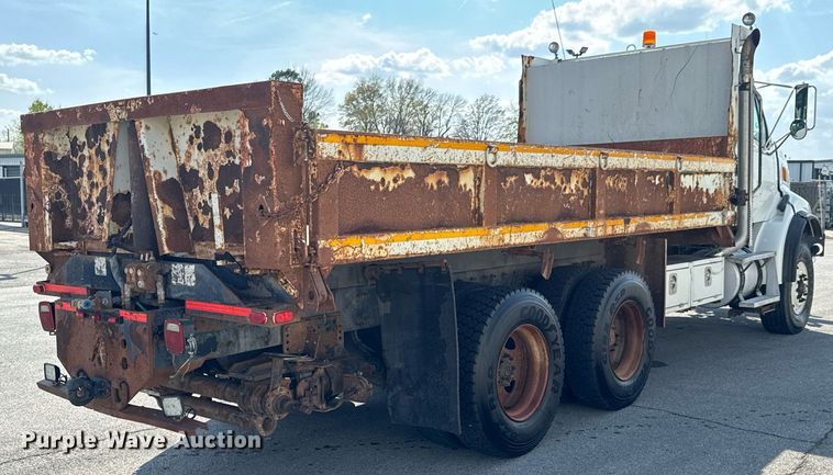 image for item DO0732 2006 Sterling L-Line dump truck