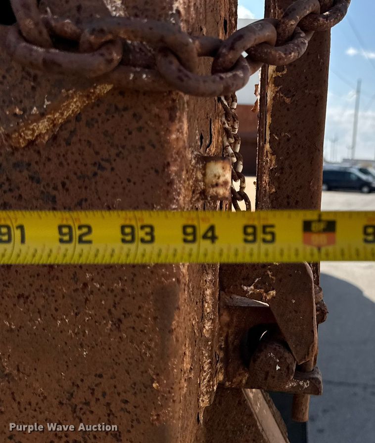 image for item DO0732 2006 Sterling L-Line dump truck