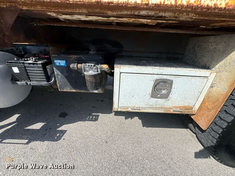 image for item DO0732 2006 Sterling L-Line dump truck