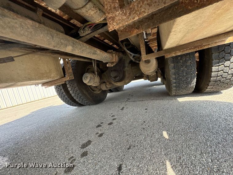 image for item DO0732 2006 Sterling L-Line dump truck