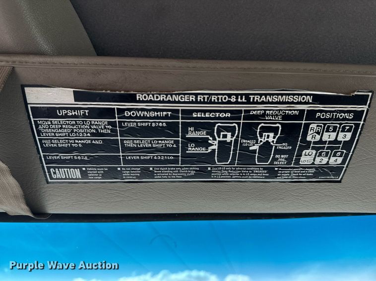 image for item DO0732 2006 Sterling L-Line dump truck