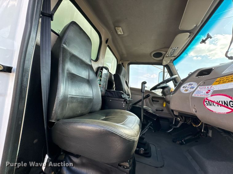 image for item DO0732 2006 Sterling L-Line dump truck