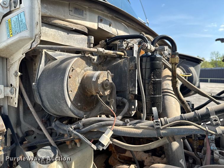 image for item DO0732 2006 Sterling L-Line dump truck