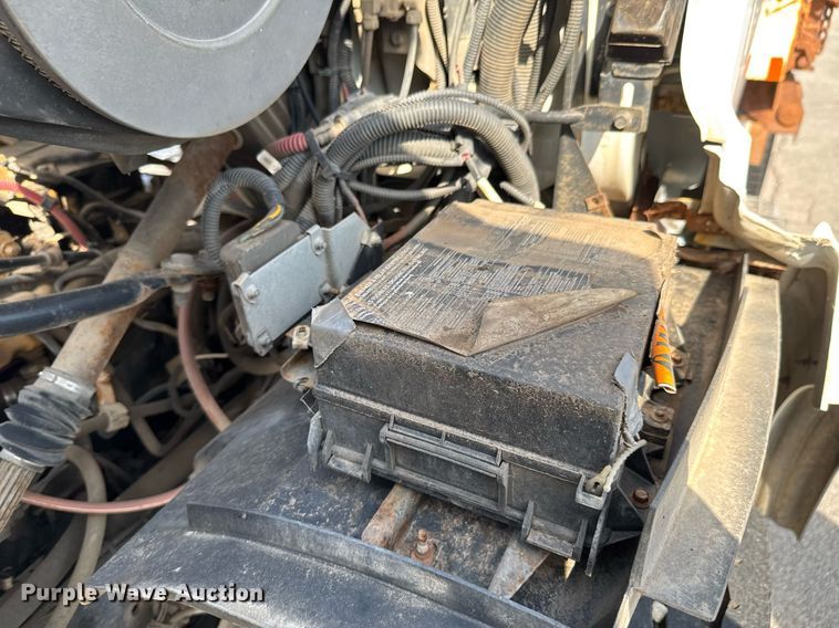 image for item DO0732 2006 Sterling L-Line dump truck