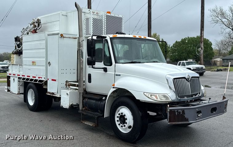 image for item DO0798 2009 International DuraStar 4300 utility / service truck