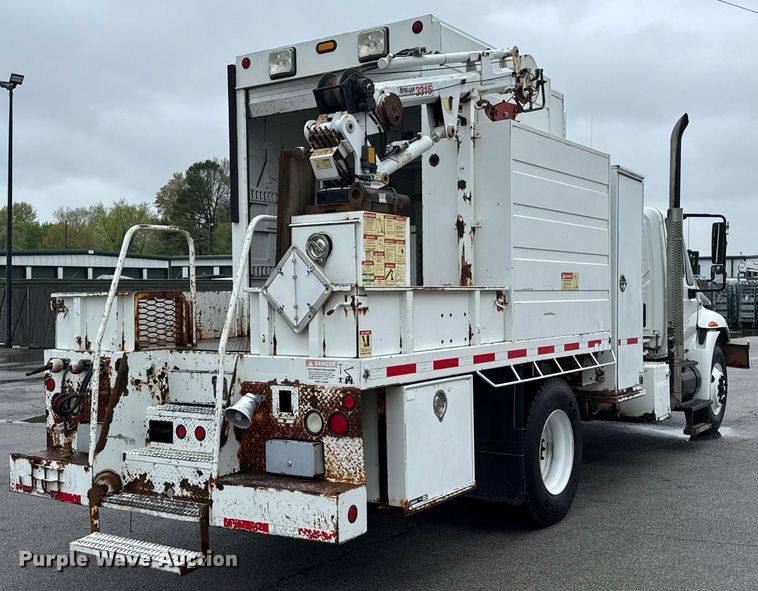 image for item DO0798 2009 International DuraStar 4300 utility / service truck