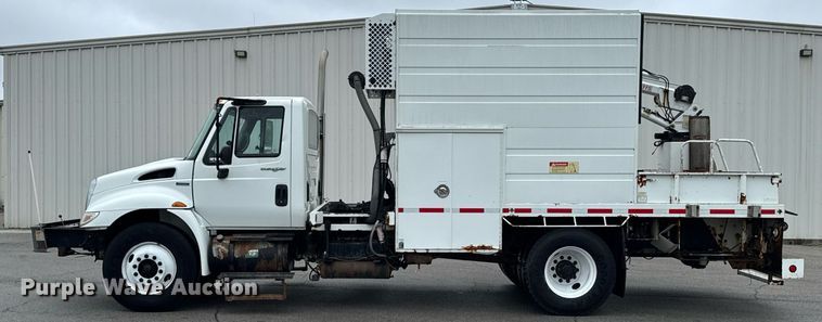 image for item DO0798 2009 International DuraStar 4300 utility / service truck