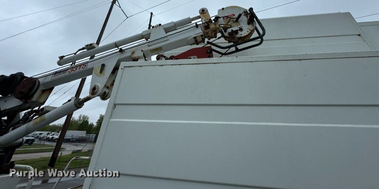 image for item DO0798 2009 International DuraStar 4300 utility / service truck