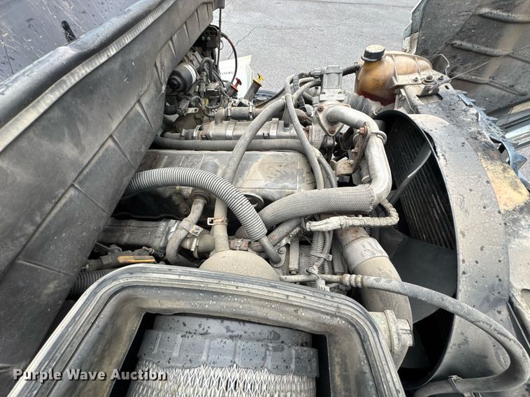 image for item DO0798 2009 International DuraStar 4300 utility / service truck