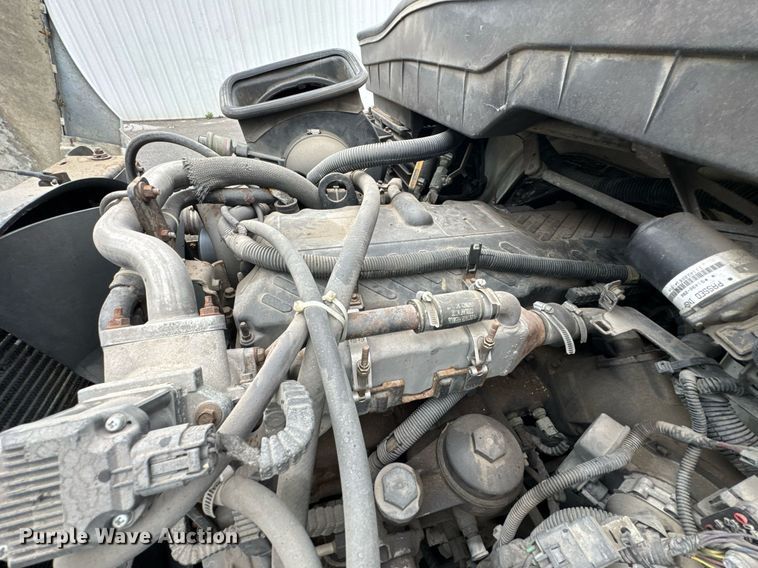 image for item DO0798 2009 International DuraStar 4300 utility / service truck