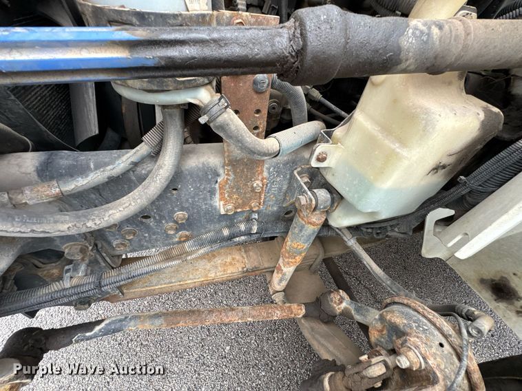 image for item DO0798 2009 International DuraStar 4300 utility / service truck