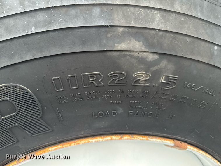 image for item DO0798 2009 International DuraStar 4300 utility / service truck