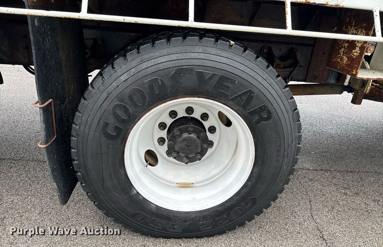 image for item DO0798 2009 International DuraStar 4300 utility / service truck