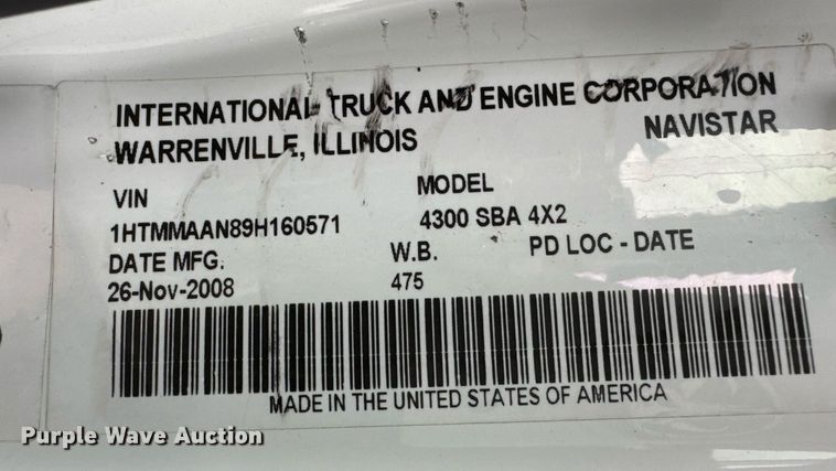 image for item DO0798 2009 International DuraStar 4300 utility / service truck