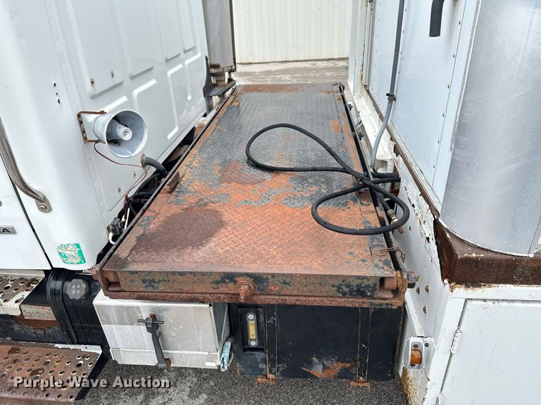 image for item DO0802 2002 Sterling Acterra utility / service truck