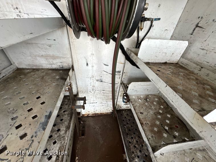 image for item DO0802 2002 Sterling Acterra utility / service truck