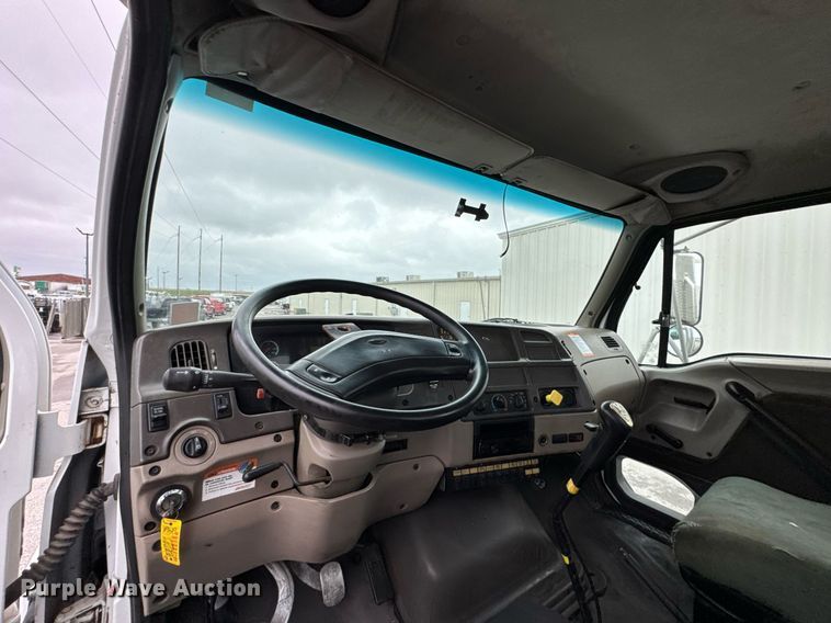 image for item DO0802 2002 Sterling Acterra utility / service truck