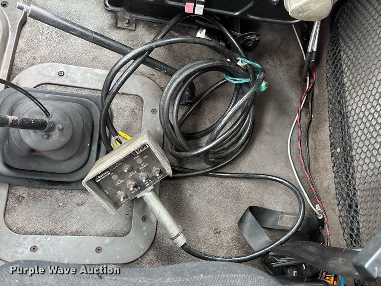 image for item DO0802 2002 Sterling Acterra utility / service truck