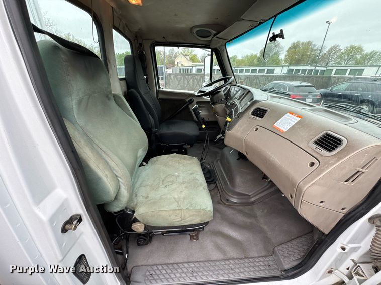 image for item DO0802 2002 Sterling Acterra utility / service truck