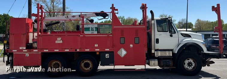 image for item DO0871 2010 International 7000 utility / service truck