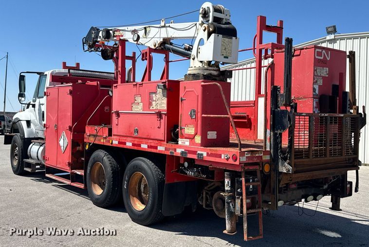 image for item DO0871 2010 International 7000 utility / service truck