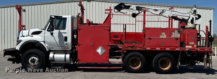 image for item DO0871 2010 International 7000 utility / service truck