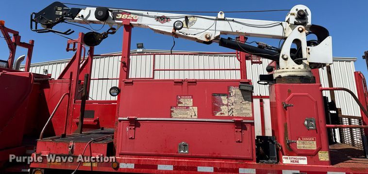 image for item DO0871 2010 International 7000 utility / service truck