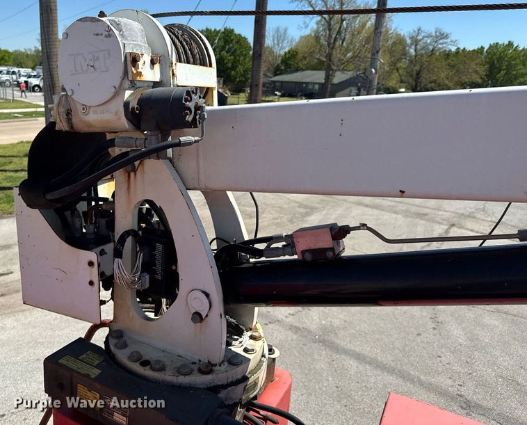 image for item DO0871 2010 International 7000 utility / service truck