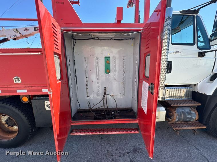 image for item DO0871 2010 International 7000 utility / service truck