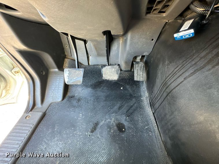 image for item DO0871 2010 International 7000 utility / service truck