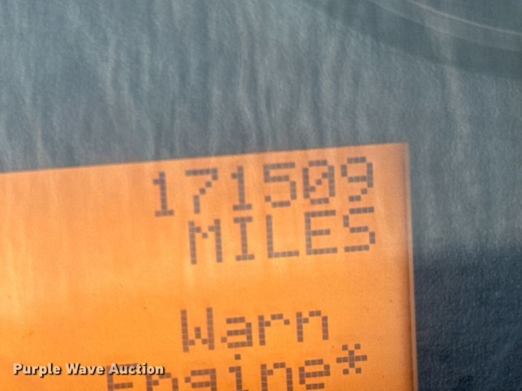 image for item DO0871 2010 International 7000 utility / service truck