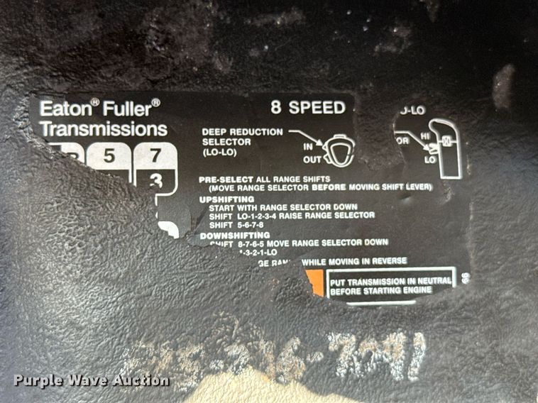 image for item DO0871 2010 International 7000 utility / service truck