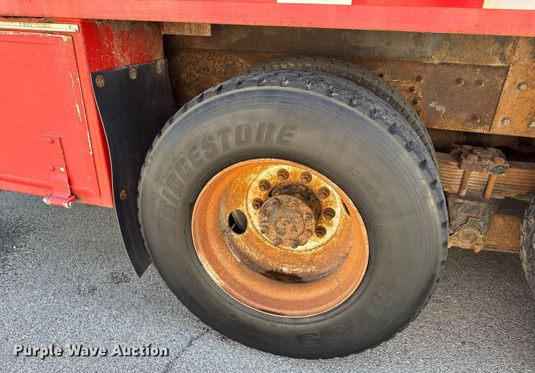 image for item DO0871 2010 International 7000 utility / service truck