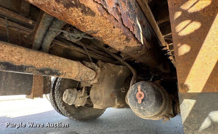 image for item DO0871 2010 International 7000 utility / service truck