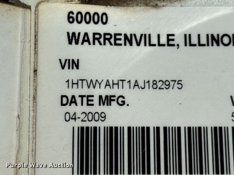 image for item DO0871 2010 International 7000 utility / service truck