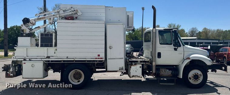 image for item DO0872 2007 International 4000 utility / service truck