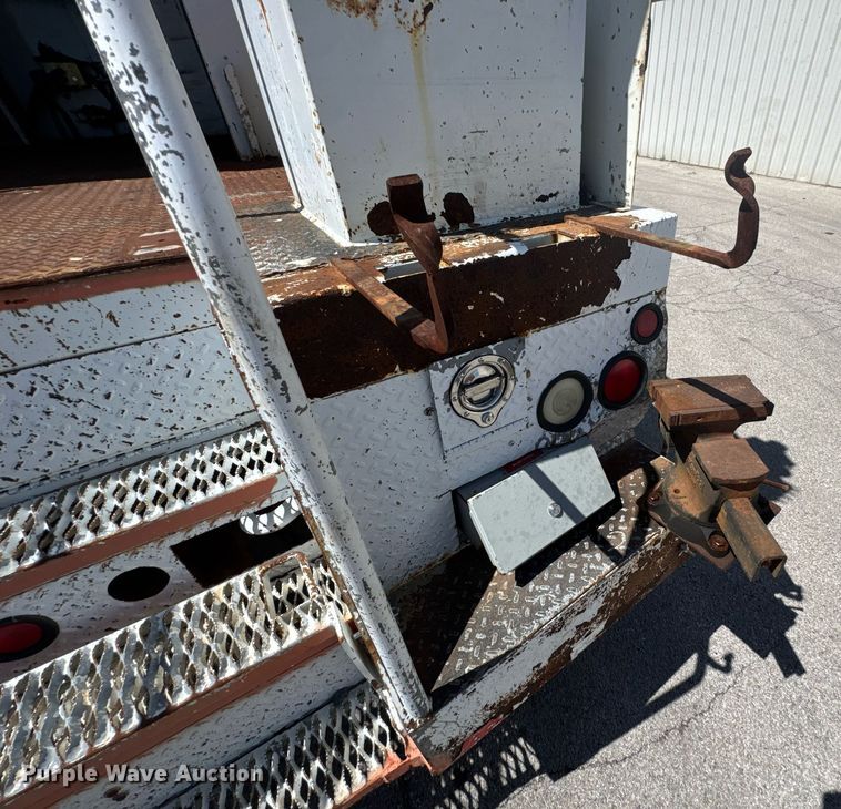 image for item DO0872 2007 International 4000 utility / service truck