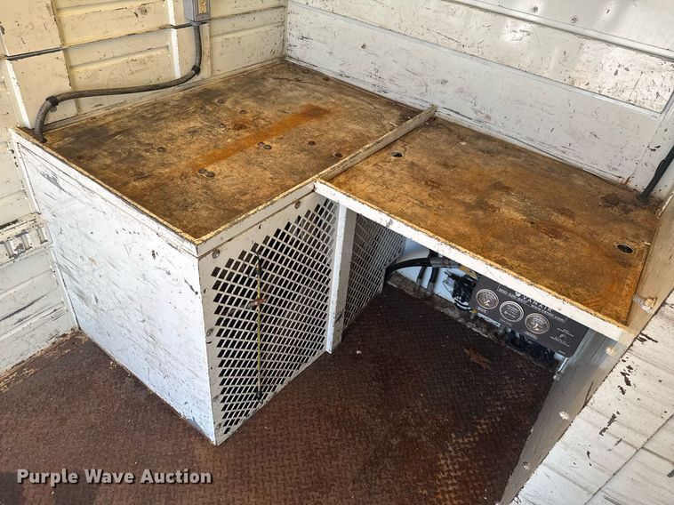 image for item DO0872 2007 International 4000 utility / service truck