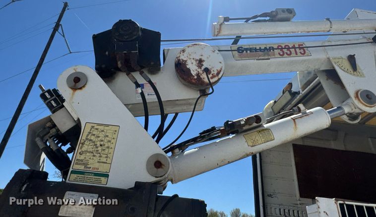 image for item DO0872 2007 International 4000 utility / service truck