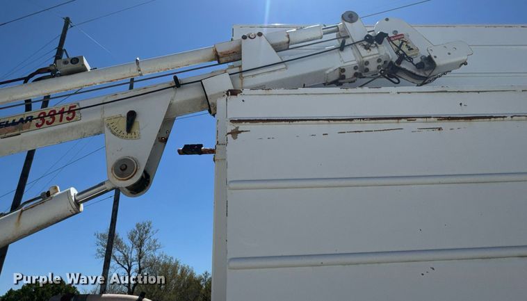 image for item DO0872 2007 International 4000 utility / service truck