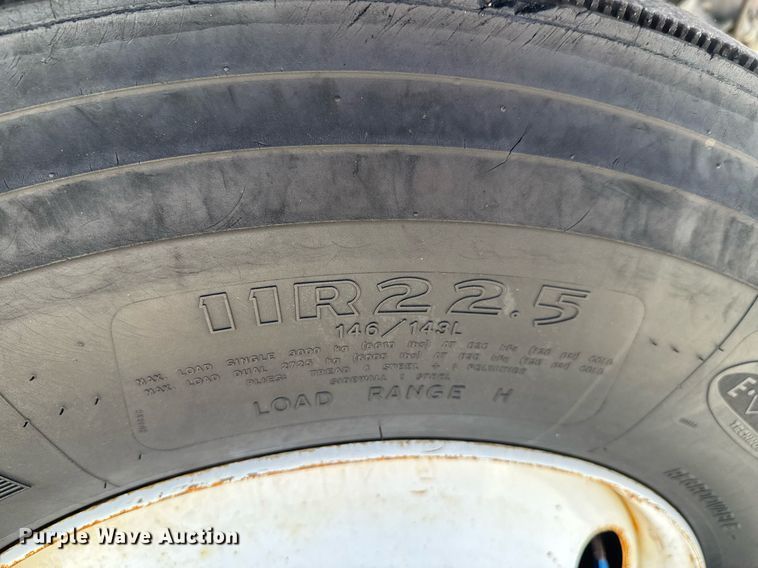 image for item DO0872 2007 International 4000 utility / service truck