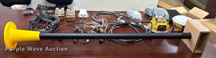 image for item DO0873 Trimble grade control system