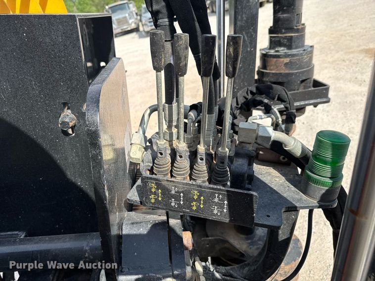 image for item DO0874 2015 Ditch Witch JT30 All Terrain directional boring unit