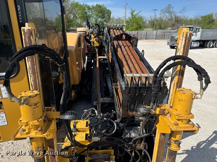 image for item DO0876 2013 Vermeer D24X40 II directional boring unit